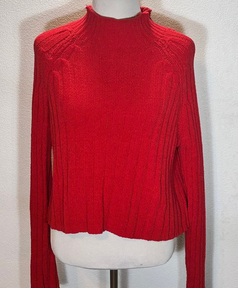 American Eagle Red Chenille Mock Neck Sweater Women’s Medium Soft Cozy Knit